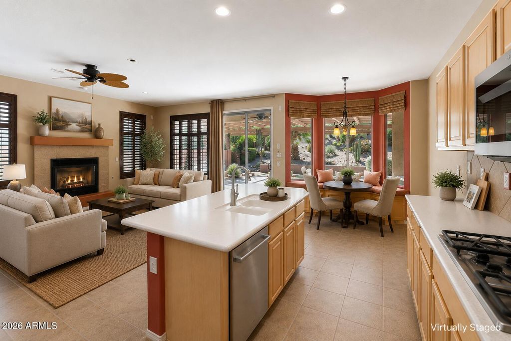 319 E HILLSIDE Street, Mesa, AZ 85201 — photo 4