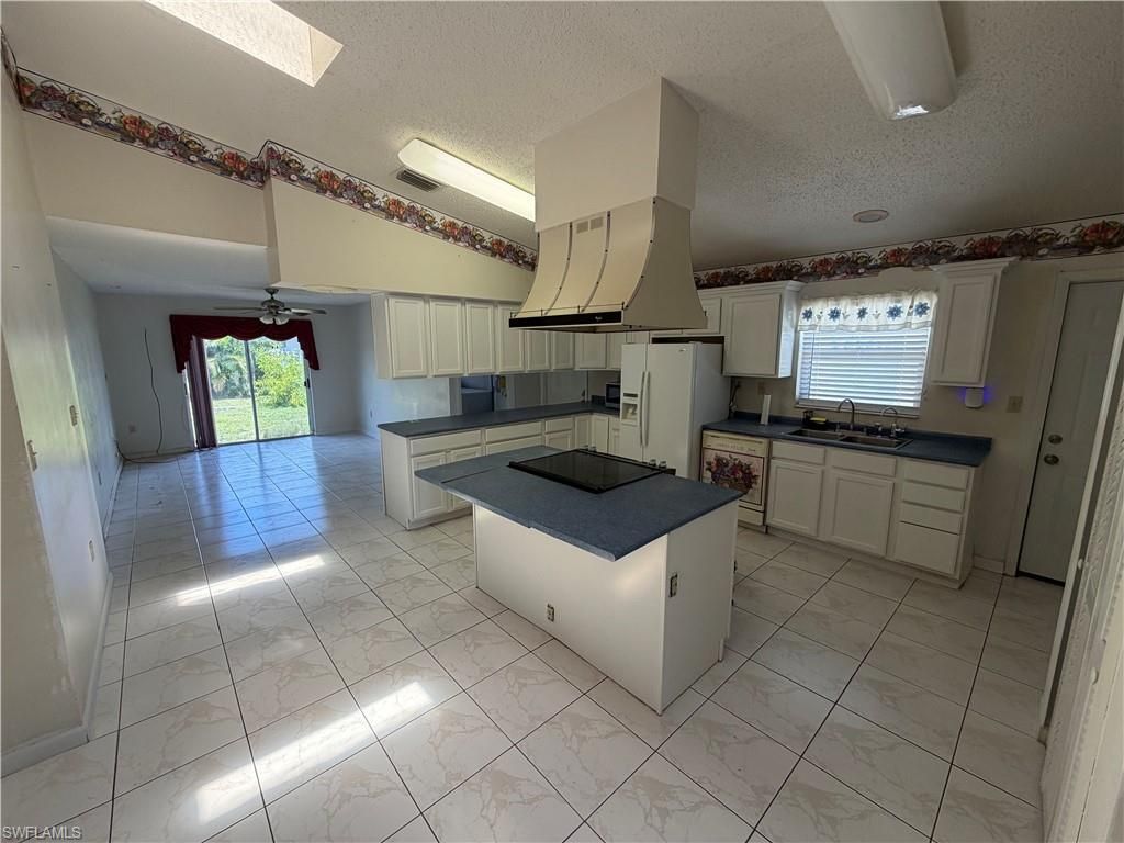 2815 NW 26th TER, CAPE CORAL, FL 33993 — photo 2