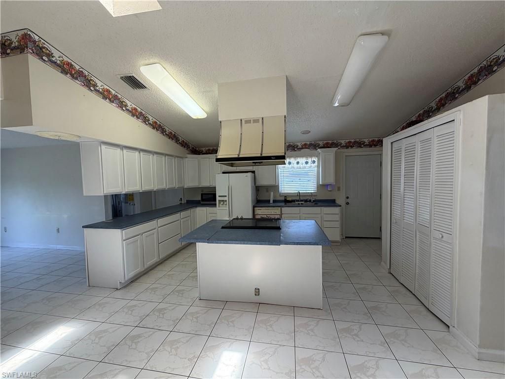 2815 NW 26th TER, CAPE CORAL, FL 33993 — photo 3