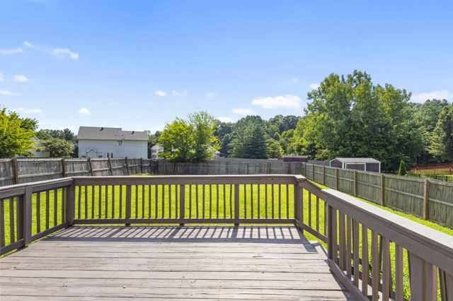 2785 Ridgepole Dr, Clarksville, TN 37040