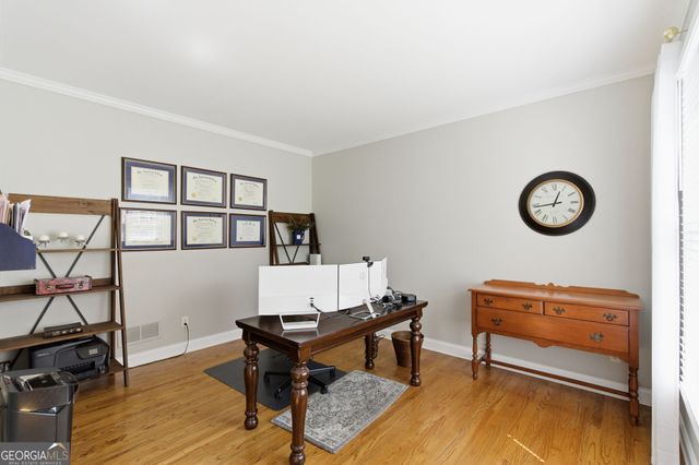 1112 Oakhurst Trail, Lawrenceville, GA 30043