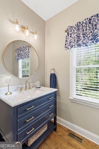 1112 Oakhurst Trail, Lawrenceville, GA 30043