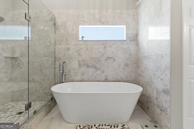 1112 Oakhurst Trail, Lawrenceville, GA 30043