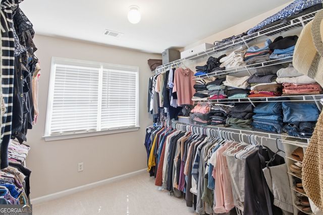 1112 Oakhurst Trail, Lawrenceville, GA 30043