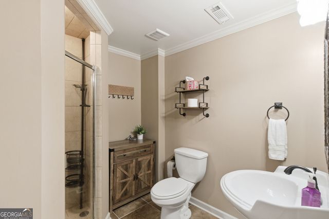 1112 Oakhurst Trail, Lawrenceville, GA 30043