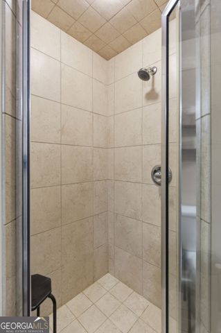 1112 Oakhurst Trail, Lawrenceville, GA 30043