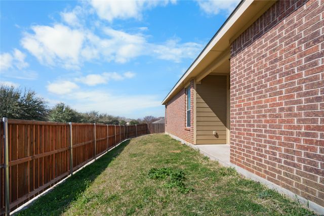 363 Armstrong Lane, Lavon, TX 75166