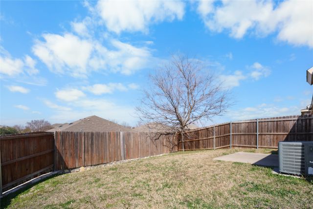 363 Armstrong Lane, Lavon, TX 75166