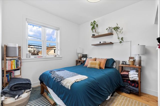 3144 N Spaulding Avenue 2, Chicago, IL 60618