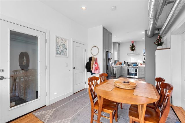 3144 N Spaulding Avenue 2, Chicago, IL 60618