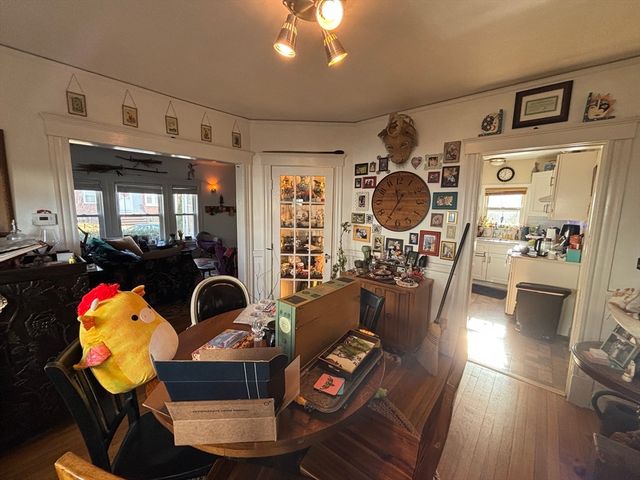 21 Glenellen Rd 1, Boston, MA 02132