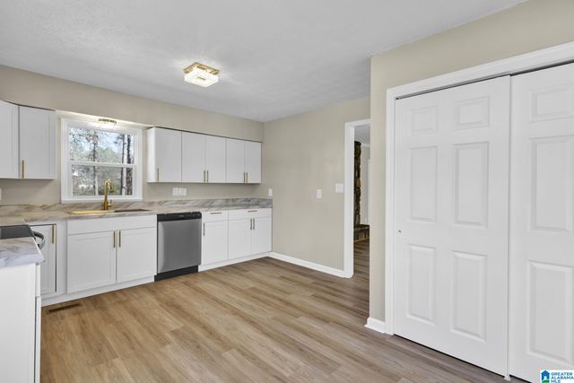 825 CHEROKEE TRAIL, Anniston, AL 36206