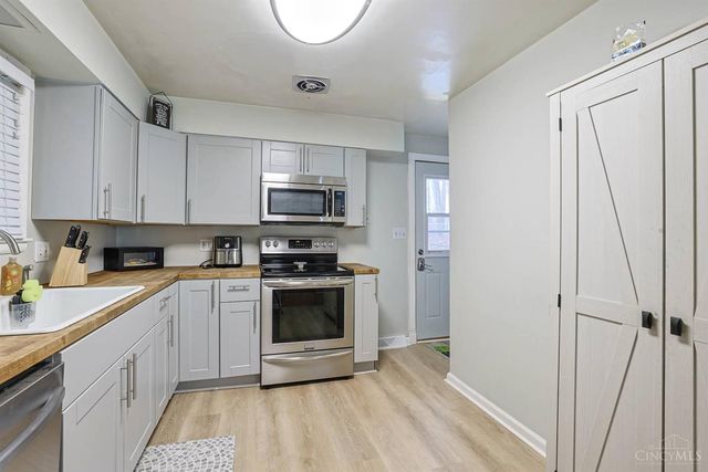 5045 Denison Drive, Fairfield, OH 45014