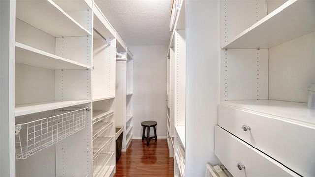 800 BENJAMIN FRANKLIN DRIVE 202, Sarasota, FL 34236