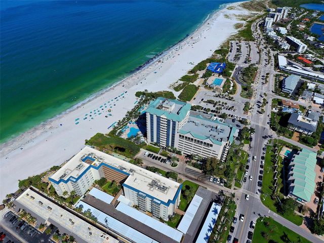 800 BENJAMIN FRANKLIN DRIVE 202, Sarasota, FL 34236