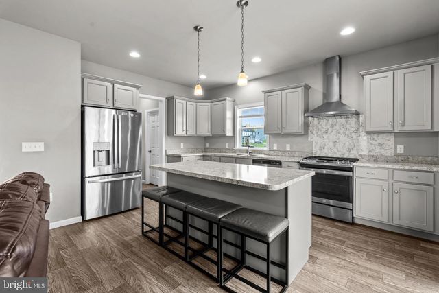 875 ASHFIELD DRIVE, Carlisle, PA 17015