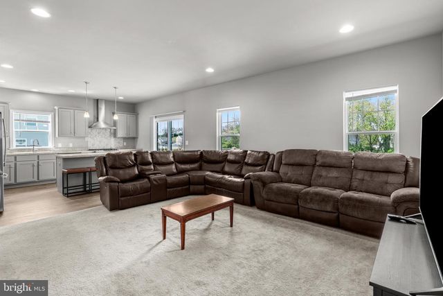 875 ASHFIELD DRIVE, Carlisle, PA 17015