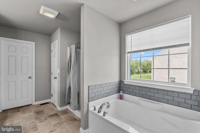 875 ASHFIELD DRIVE, Carlisle, PA 17015