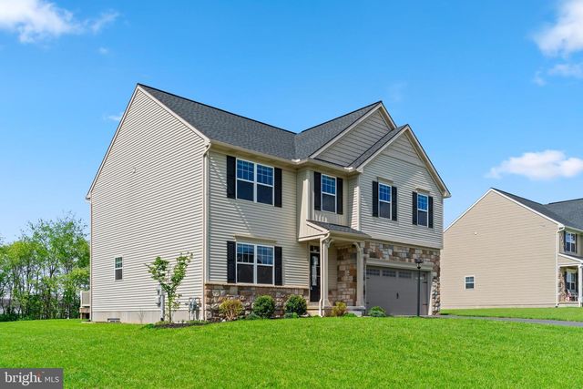 875 ASHFIELD DRIVE, Carlisle, PA 17015