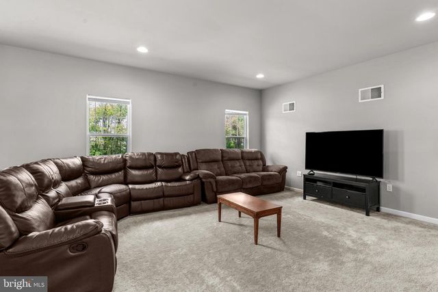 875 ASHFIELD DRIVE, Carlisle, PA 17015