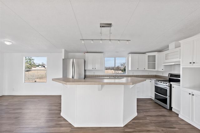 8283 Blue Fire Lane, Franklin, TX 77856