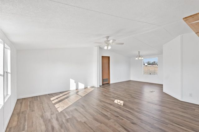 8283 Blue Fire Lane, Franklin, TX 77856