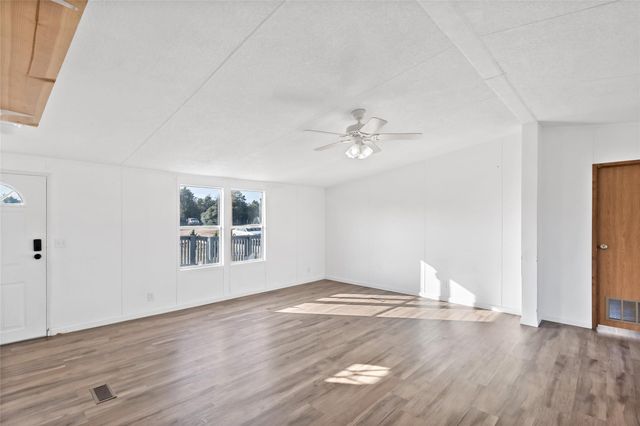 8283 Blue Fire Lane, Franklin, TX 77856