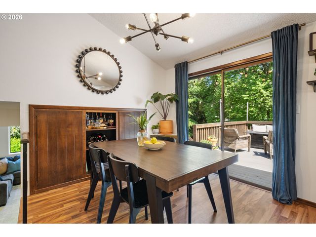9815 Sw OMARA St, Tigard, OR 97223