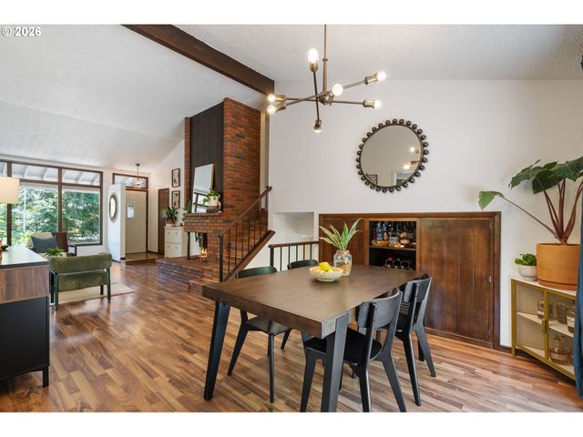 9815 Sw OMARA St, Tigard, OR 97223