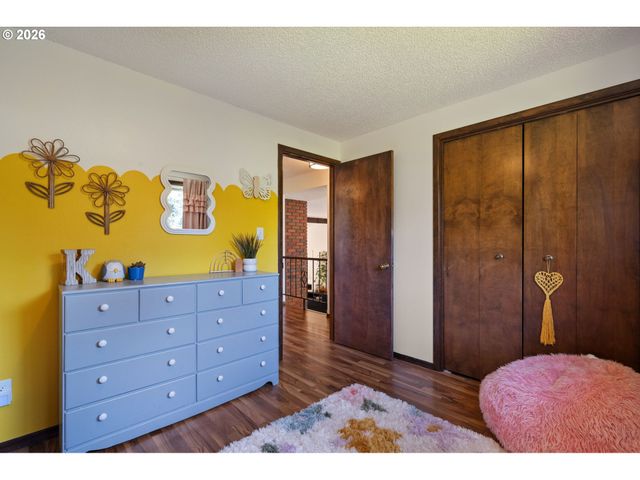 9815 Sw OMARA St, Tigard, OR 97223