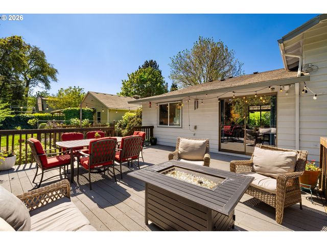 9815 Sw OMARA St, Tigard, OR 97223