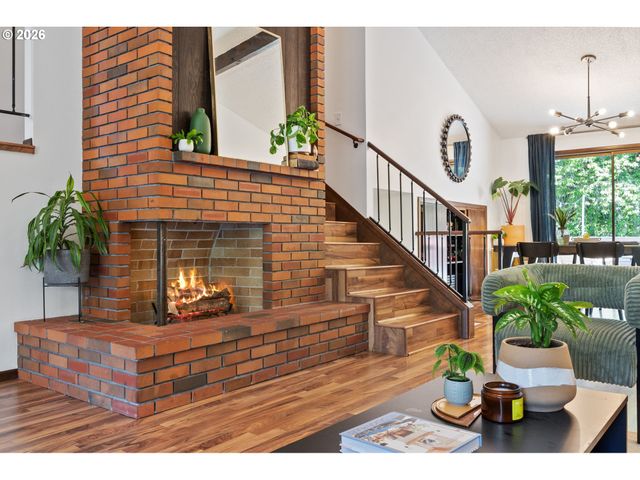 9815 Sw OMARA St, Tigard, OR 97223