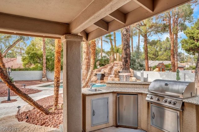 7 Larkside Court, Henderson, NV 89014