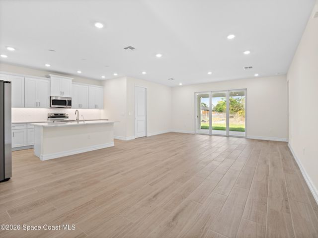 2997 Tivoli Avenue SE, Palm Bay, FL 32909