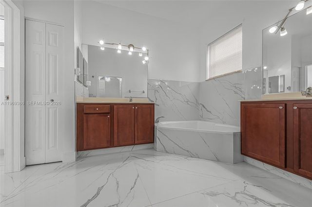 642 SE 37th PL, Homestead, FL 33033