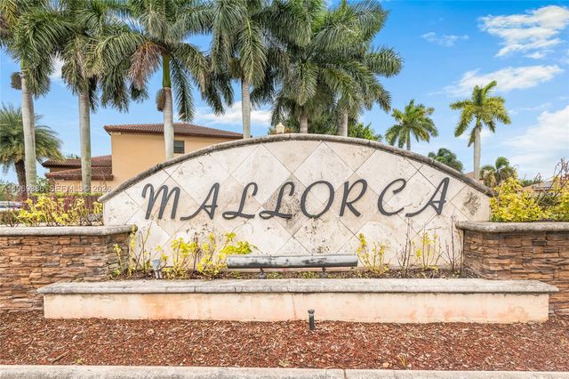 642 SE 37th PL, Homestead, FL 33033