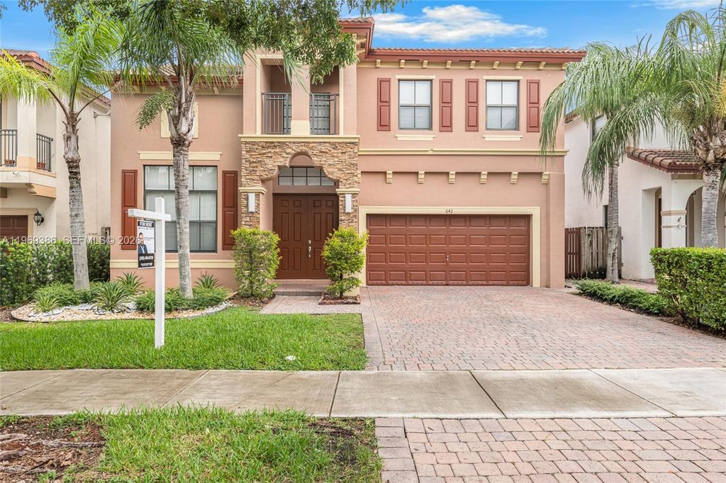 642 SE 37th PL, Homestead, FL 33033