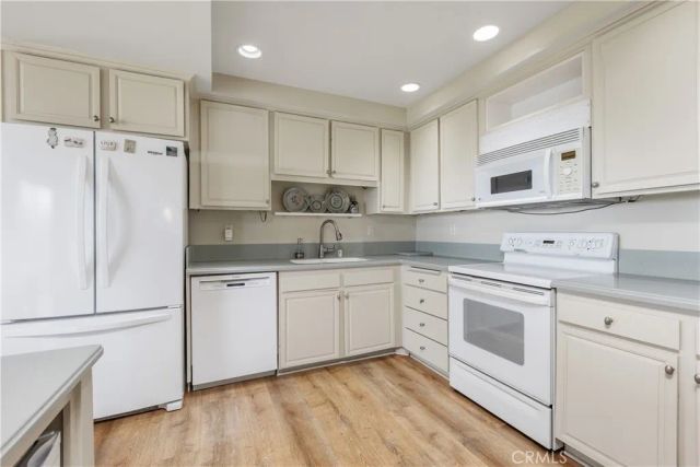 4014 Calle Sonora Oeste 2A, Laguna Woods, CA 92637