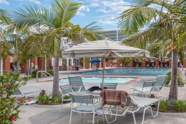 4014 Calle Sonora Oeste 2A, Laguna Woods, CA 92637