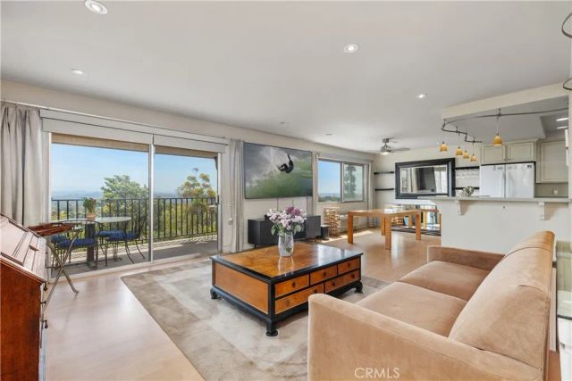 4014 Calle Sonora Oeste 2A, Laguna Woods, CA 92637