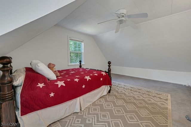 18 Yorke Rd, Mountain Lakes Boro, NJ 07046