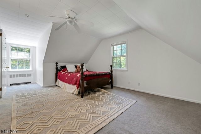 18 Yorke Rd, Mountain Lakes Boro, NJ 07046