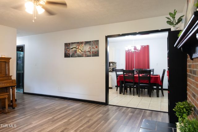 828 Parkway Boulevard, Elizabethton, TN 37643