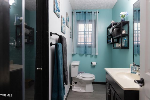 828 Parkway Boulevard, Elizabethton, TN 37643