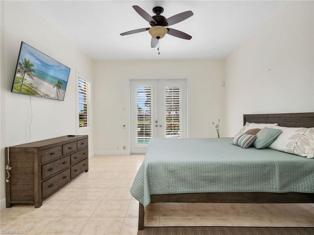 9640 Raven CT, Estero, FL 33928