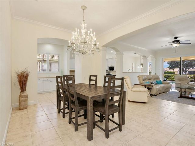 9640 Raven CT, Estero, FL 33928