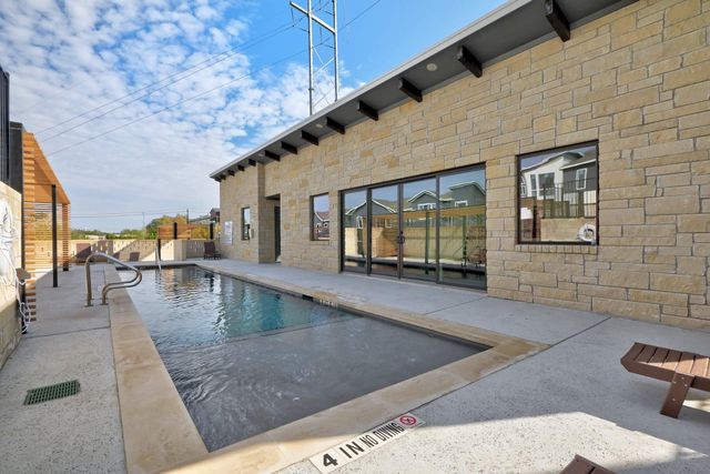 2050 Lohmans Spur RD 2301, Lakeway, TX 78734