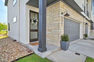 2050 Lohmans Spur RD 2301, Lakeway, TX 78734