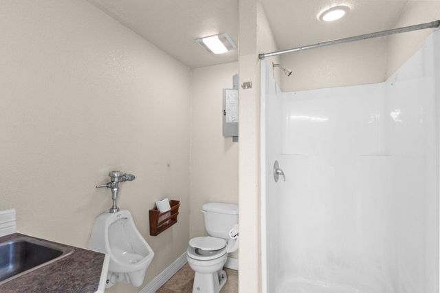 15866 Highway 326 N, Sour Lake, TX 77659