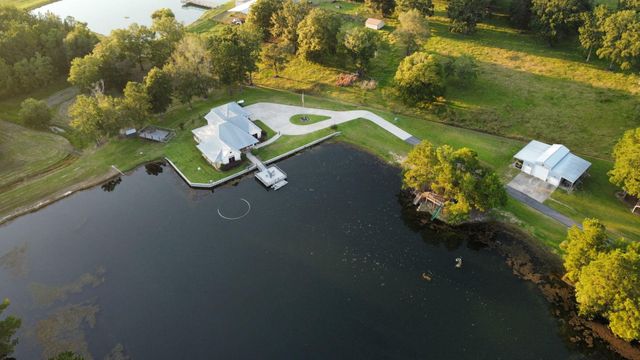 15866 Highway 326 N, Sour Lake, TX 77659